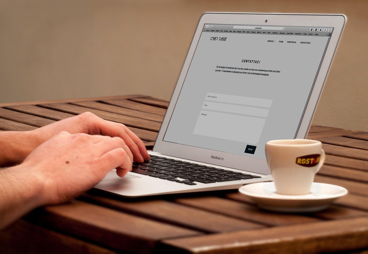 Virtueller Assistent